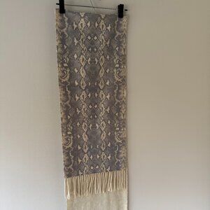 J. McClaughlin Cashmere scarf